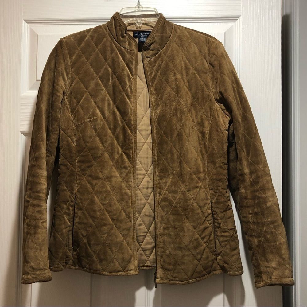 ANN TAYLOR quilted tan 100% suede/leather